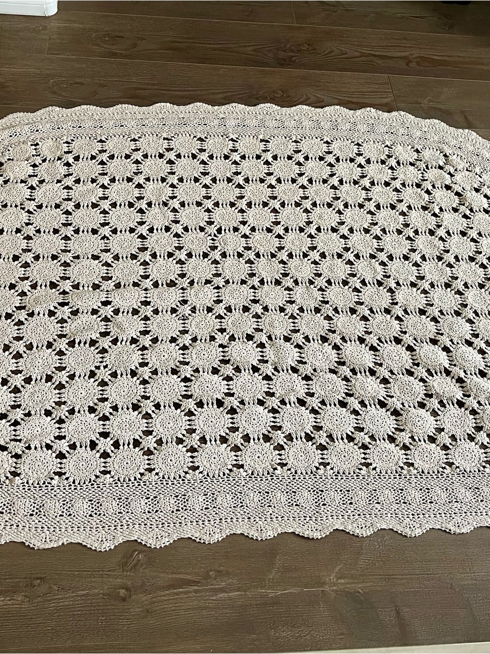 Cream Crochet Oval table cloth - Soft Handcrafted Look 48/80 Inches - Picture 5 of 9